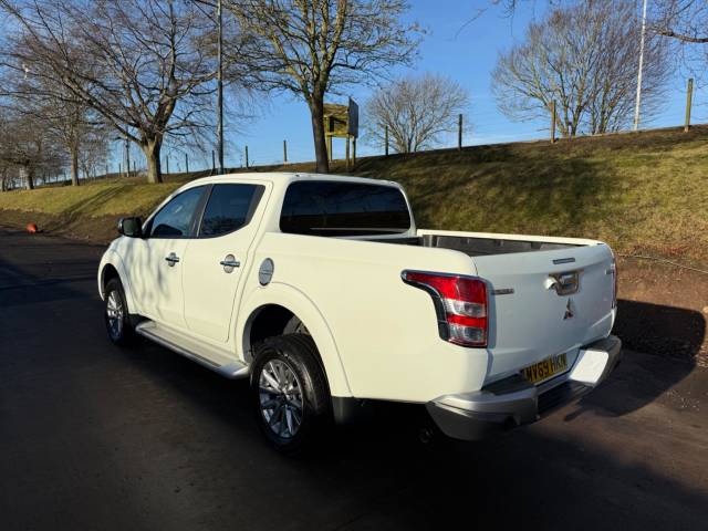 2019 Mitsubishi L200 2.4 Double Cab DI-D 178 Barbarian 4WD