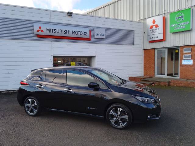 Nissan Leaf 40kWh N-Connecta Auto 5dr Hatchback Electric Black