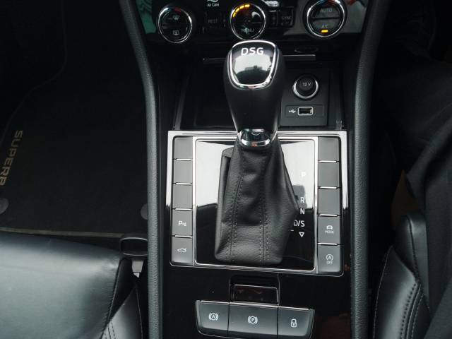 2019 Skoda Superb 2.0 TDI SE L Executive DSG Euro 6 (s/s) 5dr