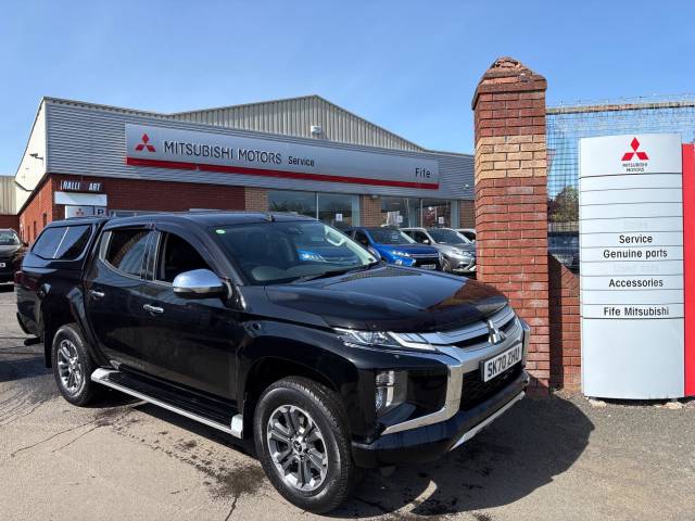 Mitsubishi L200 2.3 Double Cab DI-D 150 Barbarian 4WD Auto Pick Up Diesel BLACK