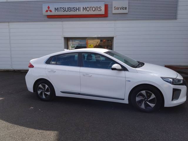 Hyundai Ioniq 1.6 GDi Hybrid Premium 5dr DCT Hatchback Petrol/Electric Hybrid WHITE