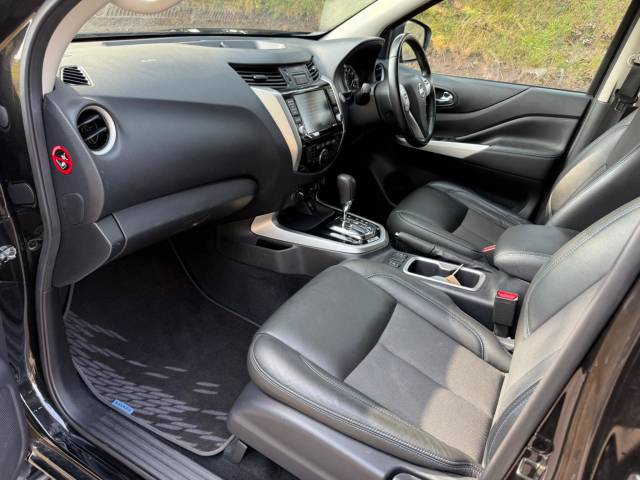 2021 Nissan Navara Double Cab Pick Up N-Guard 2.3dCi 190 TT 4WD Auto