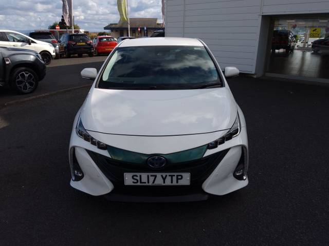 2017 Toyota Prius 1.8 VVTi Plug-in Business Edition Plus 5dr CVT