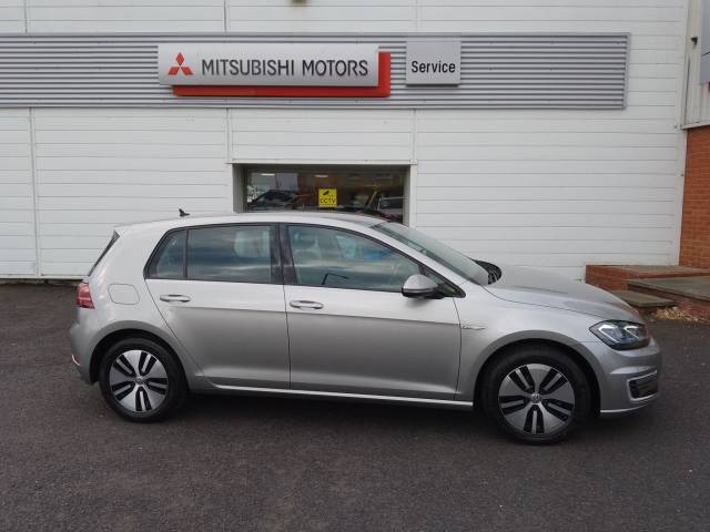 Volkswagen e-Golf 0.0 99kW e-Golf 35kWh 5dr Auto Hatchback Electric SILVER
