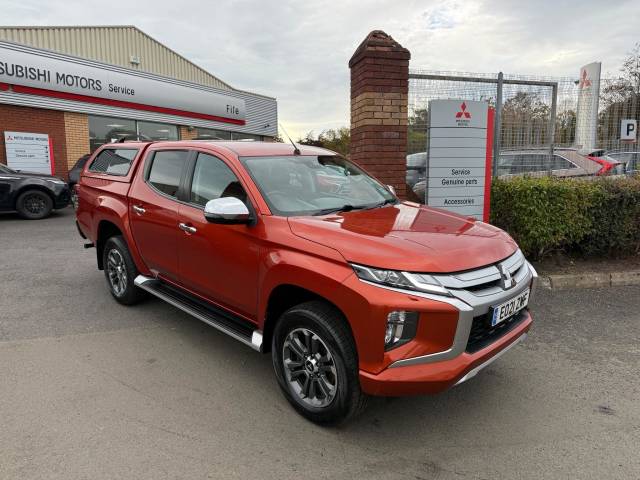 Mitsubishi L200 2.3 Double Cab DI-D 150 Barbarian 4WD Pick Up Diesel ORANGE