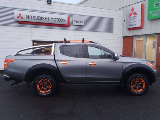 2018 Mitsubishi L200 2.4 Double Cab DI-D 181 Barbarian SVP II 4WD