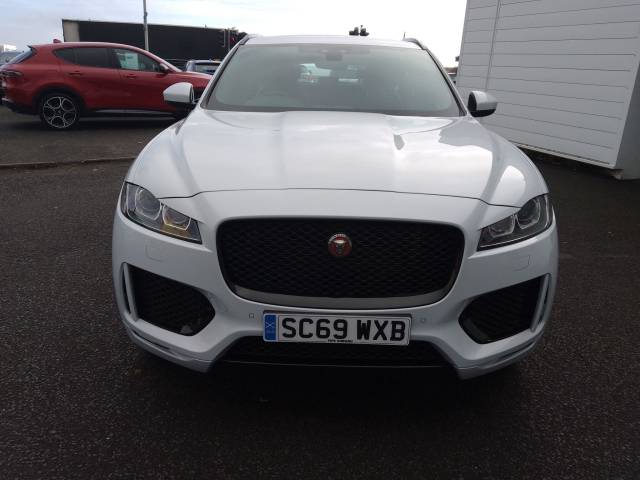 2019 Jaguar F-Pace 2.0 F-PACE CHEQUERED FLAG AWD