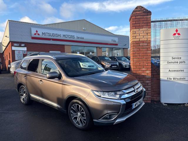 Mitsubishi Outlander 2.2 DI-D 4 5dr Estate Diesel BROWN