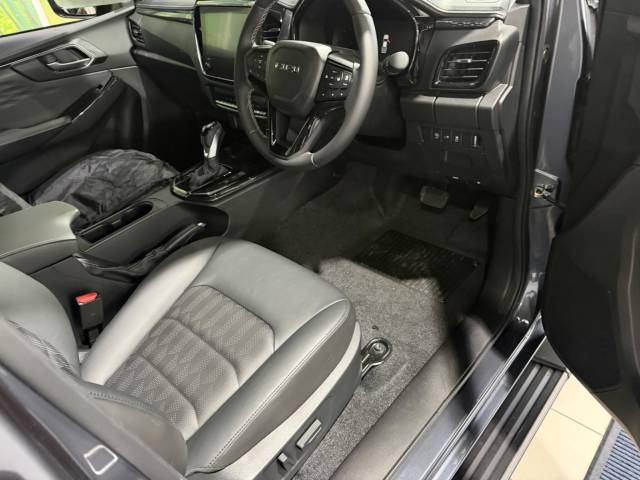 2025 Isuzu D-max 1.9 V-Cross Commercial 4x4 Auto