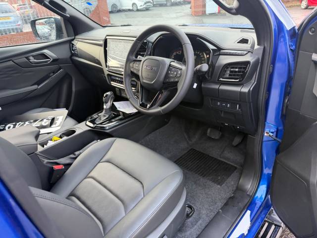 2025 Isuzu D-max 1.9 V-Cross Double Cab 4x4 Auto