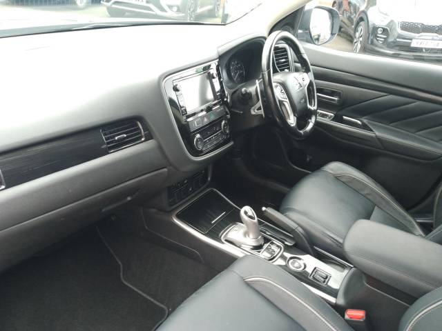 2015 Mitsubishi Outlander 2.0 PHEV GX4hs 5dr Auto