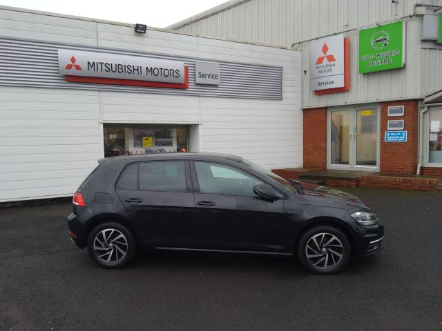 Volkswagen Golf 1.6 TDI Match Euro 6 (s/s) 5dr Hatchback Diesel Black