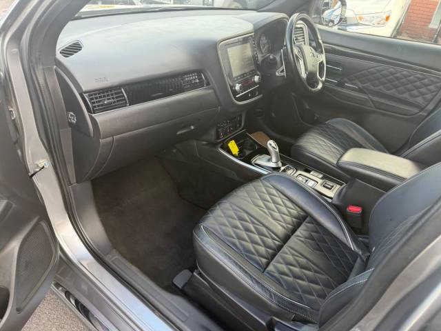2020 Mitsubishi Outlander 2.4 PHEV Exceed 5dr Auto