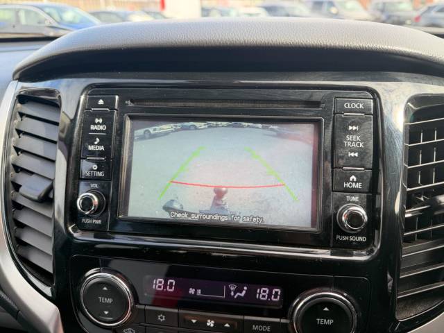 2020 Mitsubishi L200 2.4 DI-D DC Titan 4WD Euro 6 4dr