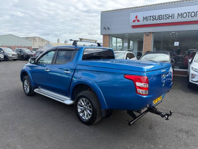 2020 Mitsubishi L200 2.4 DI-D DC Titan 4WD Euro 6 4dr