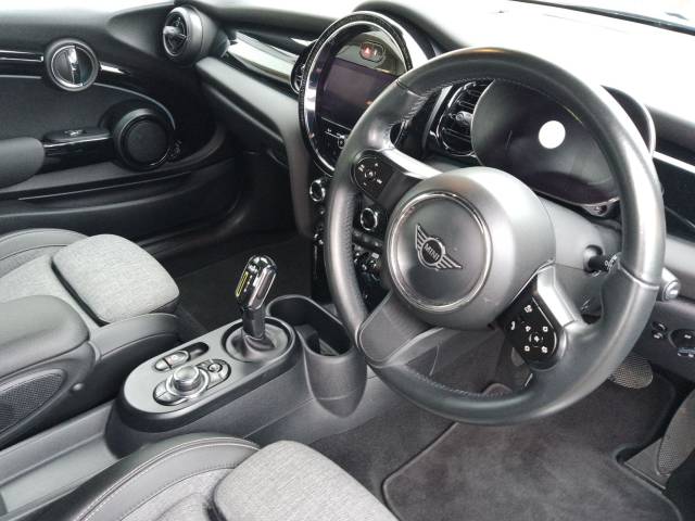 2021 Mini Electric Hatch 0.0 135kW Cooper S Level 2 33kWh 3dr Auto