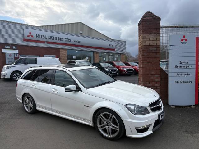 Mercedes-Benz C Class 6.2 C63 5dr Auto Estate Petrol WHITE