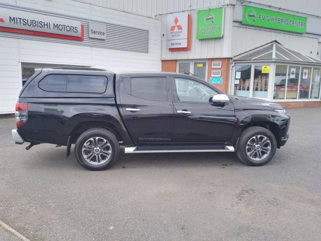 Mitsubishi L200 2.3 Double Cab DI-D 150 Barbarian 4WD Pick Up Diesel BLACK