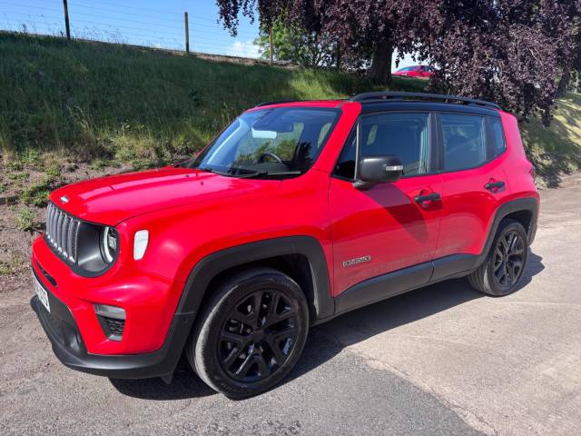 Jeep Renegade 1.5 e-Hybrid Altitude 5dr DCT Estate Petrol RED/BLACK