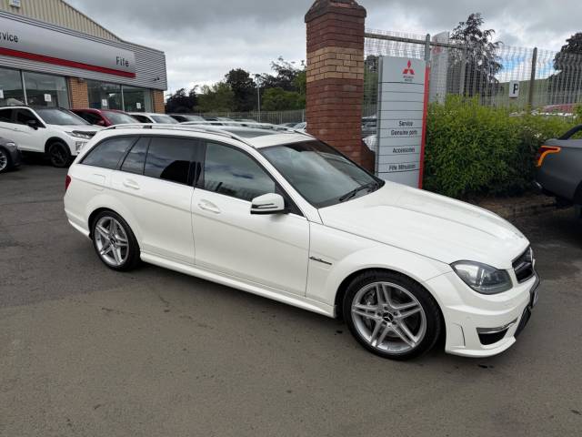 Mercedes-Benz C Class 6.2 C63 5dr Auto Estate Petrol WHITE