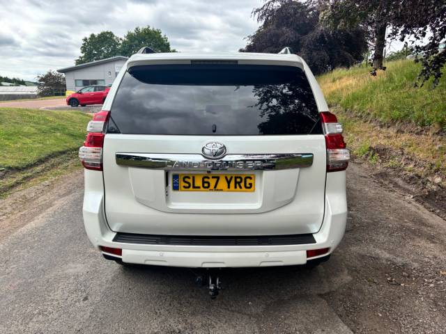 2017 Toyota Land Cruiser 2.8 D-4D Icon 5dr Auto 7 Seats