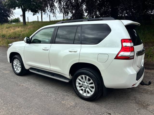 2017 Toyota Land Cruiser 2.8 D-4D Icon 5dr Auto 7 Seats